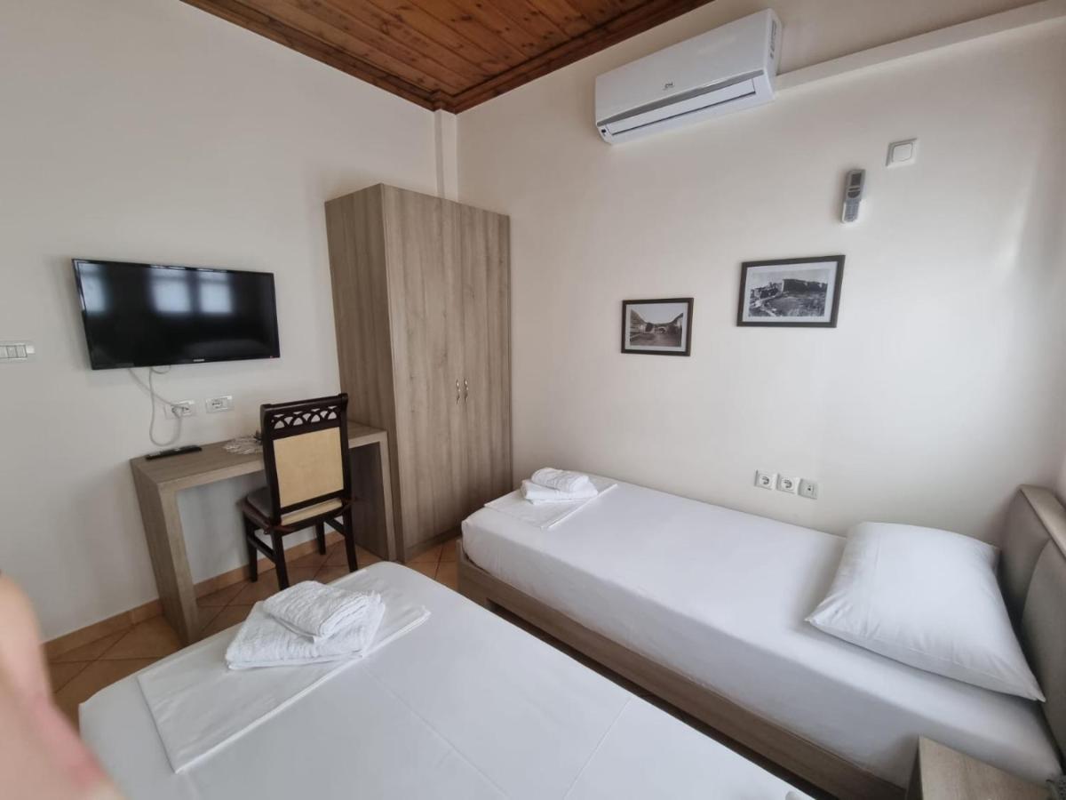 Romeo'S Guest House Berat Exterior foto